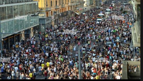 locale commerciale in affitto a Roma in zona Campo Marzio