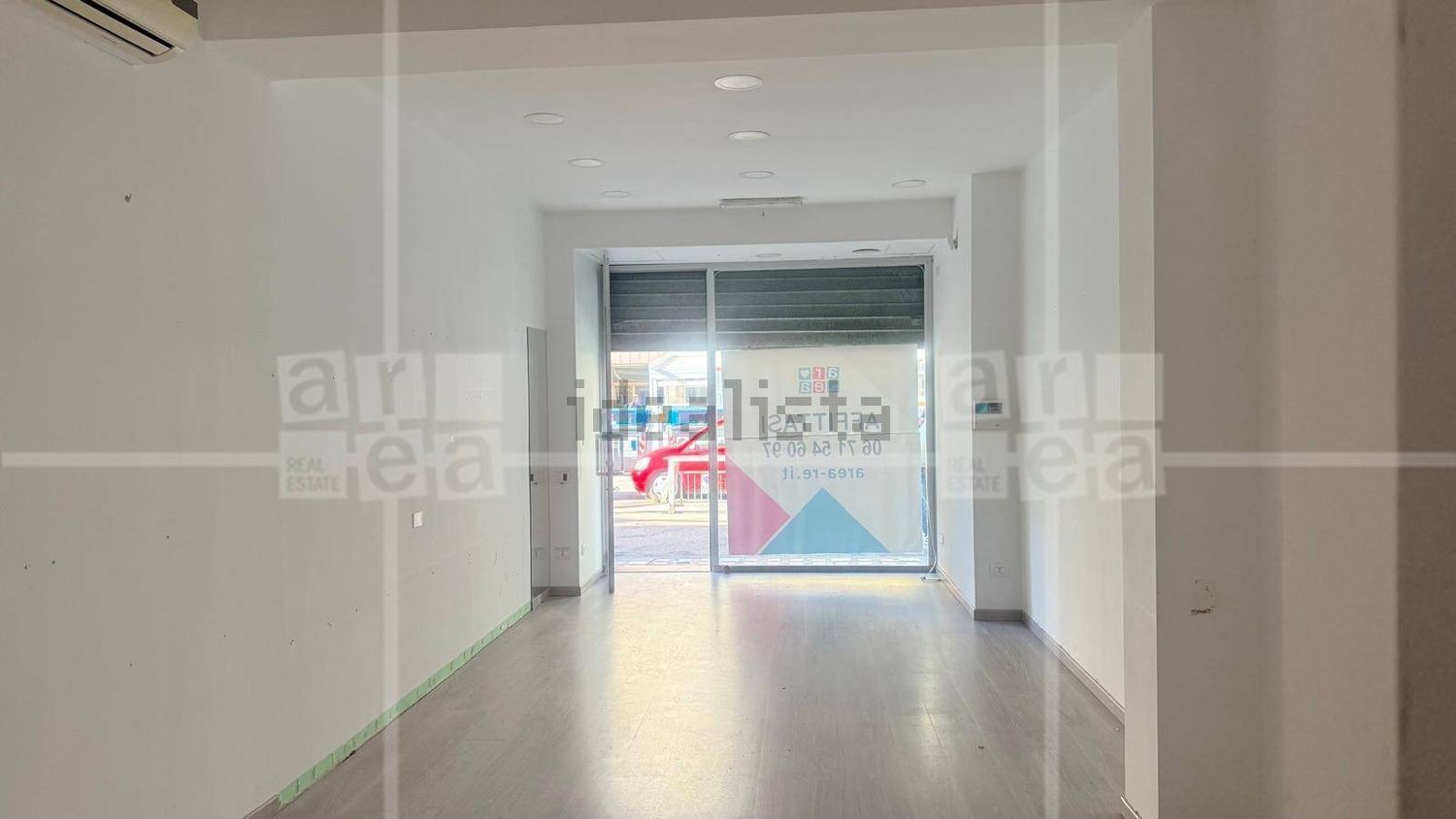 locale commerciale in affitto a Roma in zona Don Bosco