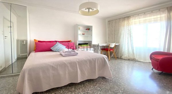 negozio in affitto a Roma in zona Celio