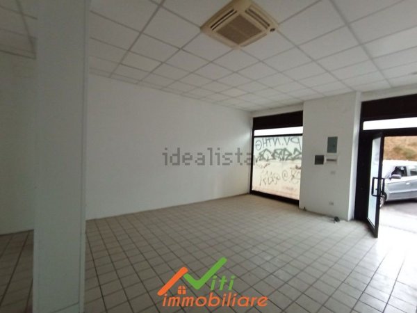 locale commerciale in affitto a Roma in zona Prenestino-Labicano