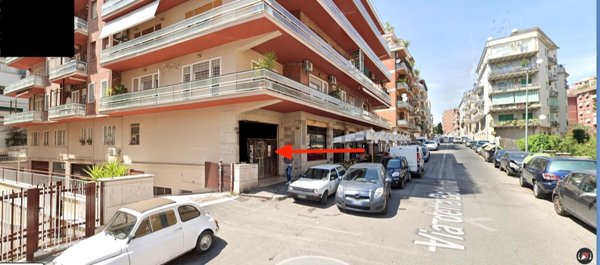 locale commerciale in affitto a Roma
