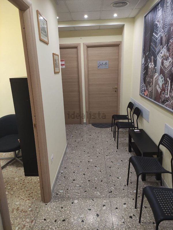 ufficio in affitto a Roma in zona Ostia