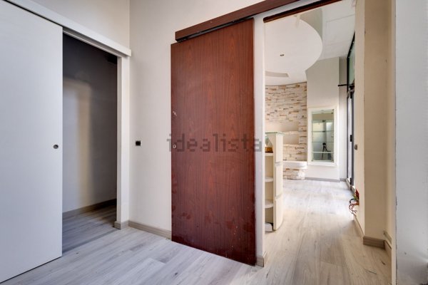 negozio in affitto a Roma in zona Tor di Quinto