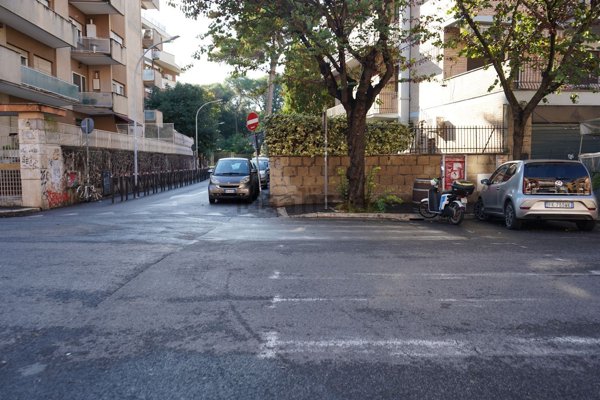 negozio in affitto a Roma in zona Monte Sacro/Talenti