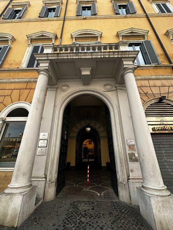 appartamento in affitto a Roma in zona Rione Monti/Campitelli