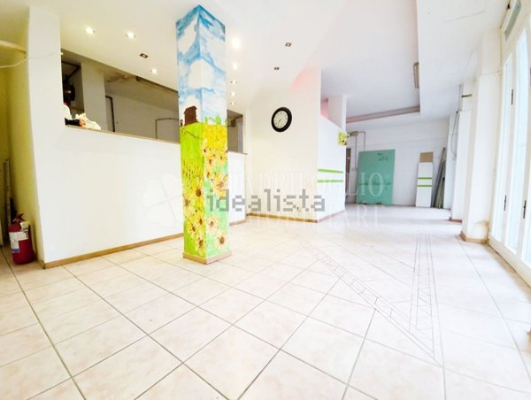 locale commerciale in affitto a Roma in zona Ostia