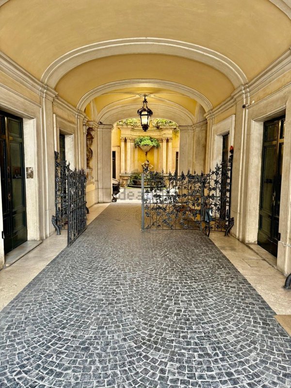 ufficio in affitto a Roma in zona Campo Marzio