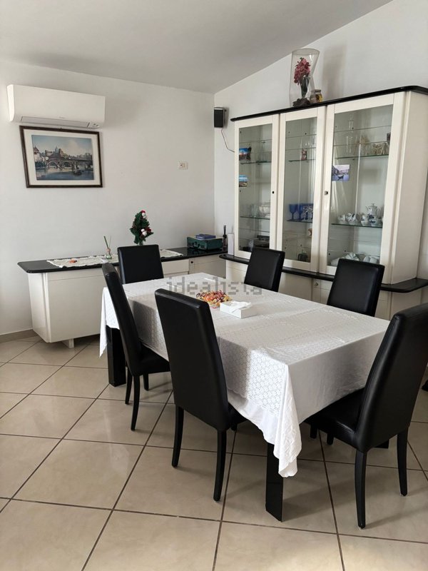 casa indipendente in affitto a Roma in zona Piana del Sole