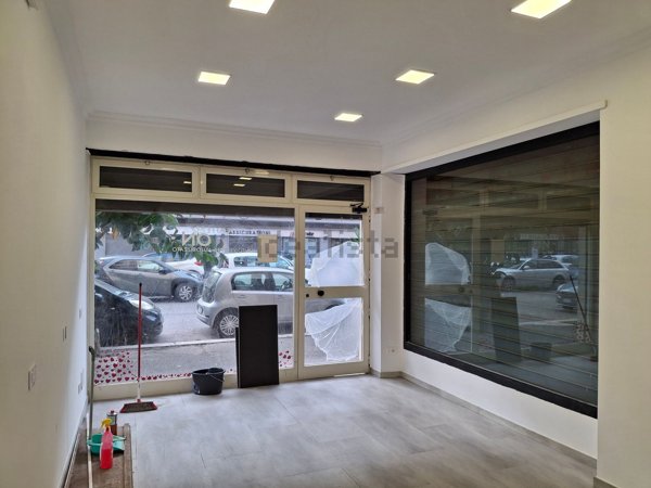 locale commerciale in affitto a Roma in zona Ostia