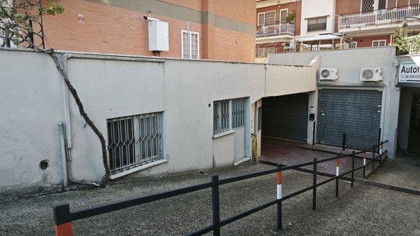 locale di sgombero in affitto a Roma