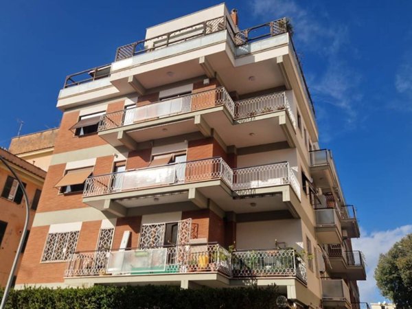 appartamento in affitto a Roma in zona Appio Latino