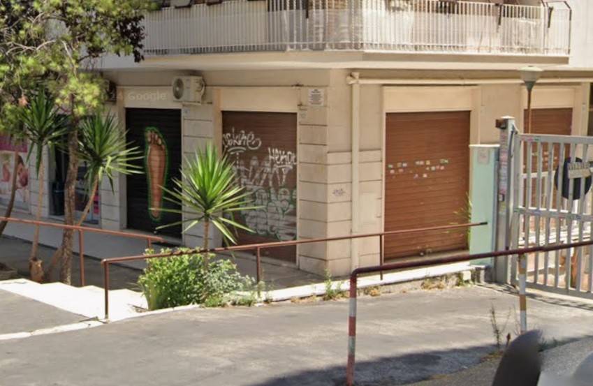 negozio in affitto a Roma in zona Cinecittà