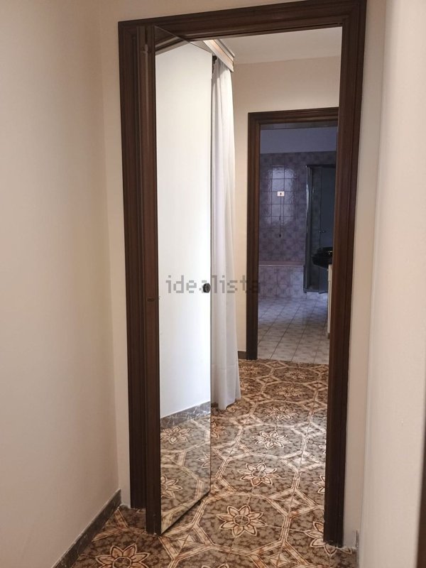 negozio in affitto a Roma in zona Ardeatino