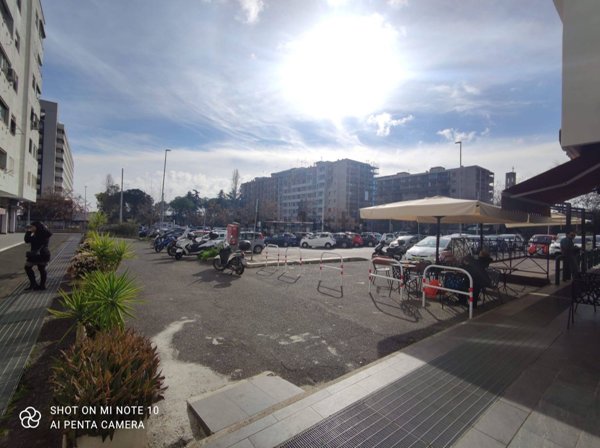 locale commerciale in affitto a Roma