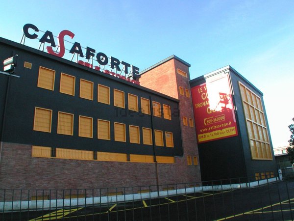 locale di sgombero in affitto a Roma