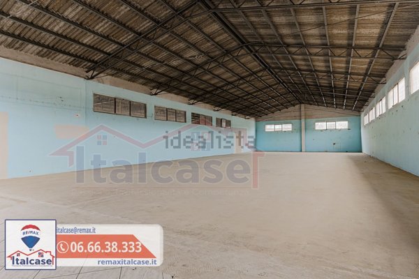 locale commerciale in affitto a Roma in zona Montespaccato