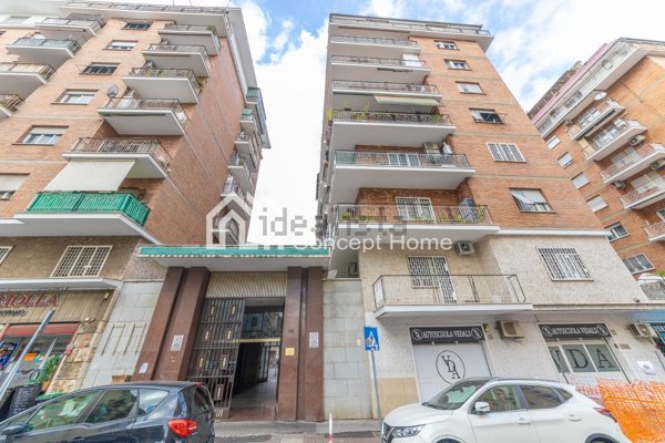 ufficio in affitto a Roma in zona Don Bosco