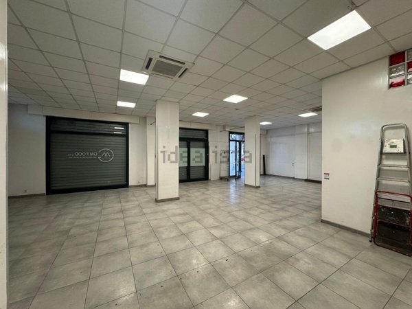 locale commerciale in affitto a Roma in zona Ostia