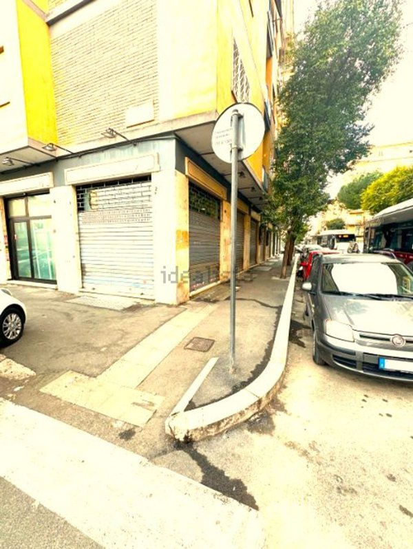 locale commerciale in affitto a Roma in zona Prenestino-Labicano
