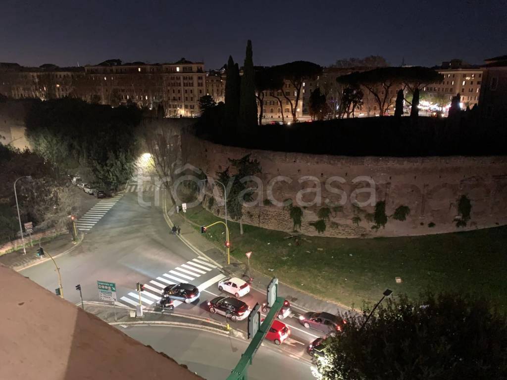 mansarda in affitto a Roma in zona Esquilino