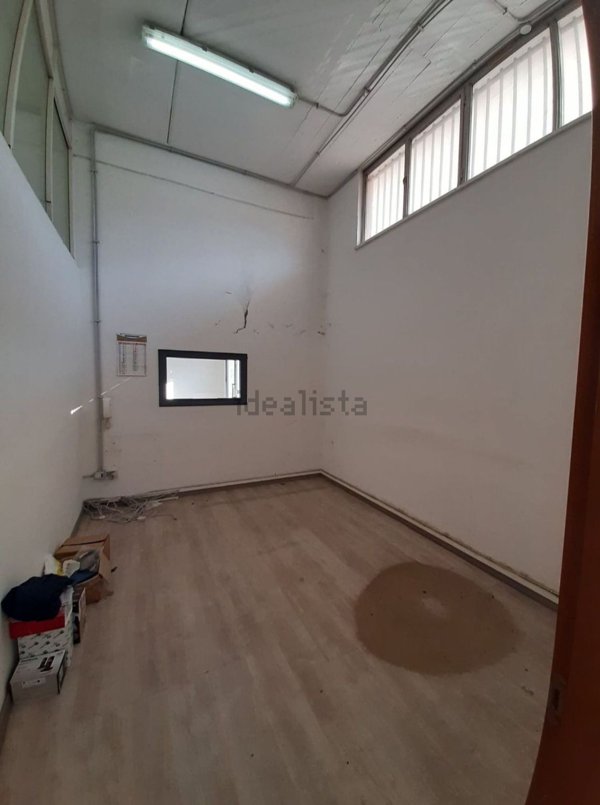 negozio in affitto a Roma