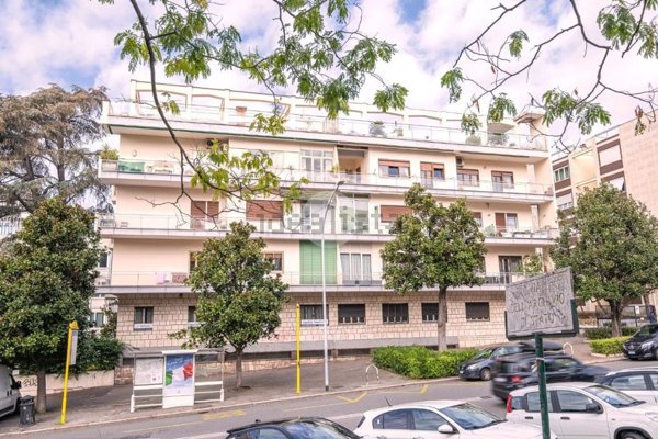 appartamento in affitto a Roma in zona EUR