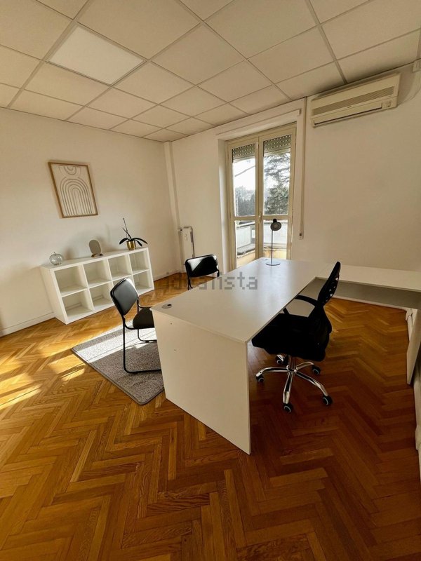 ufficio in affitto a Roma in zona EUR