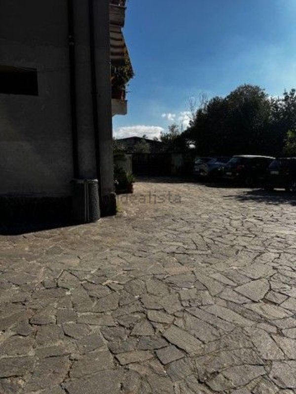 locale di sgombero in affitto a Roma