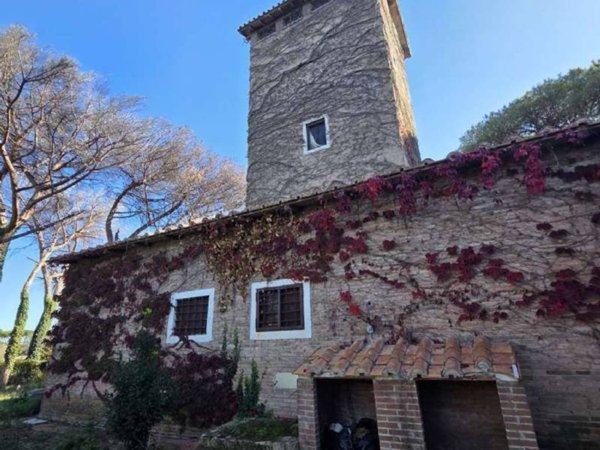 intera palazzina in affitto a Roma in zona Casalotti
