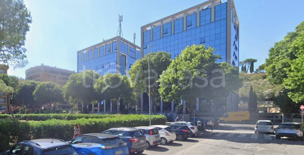 ufficio in affitto a Roma in zona Torrino