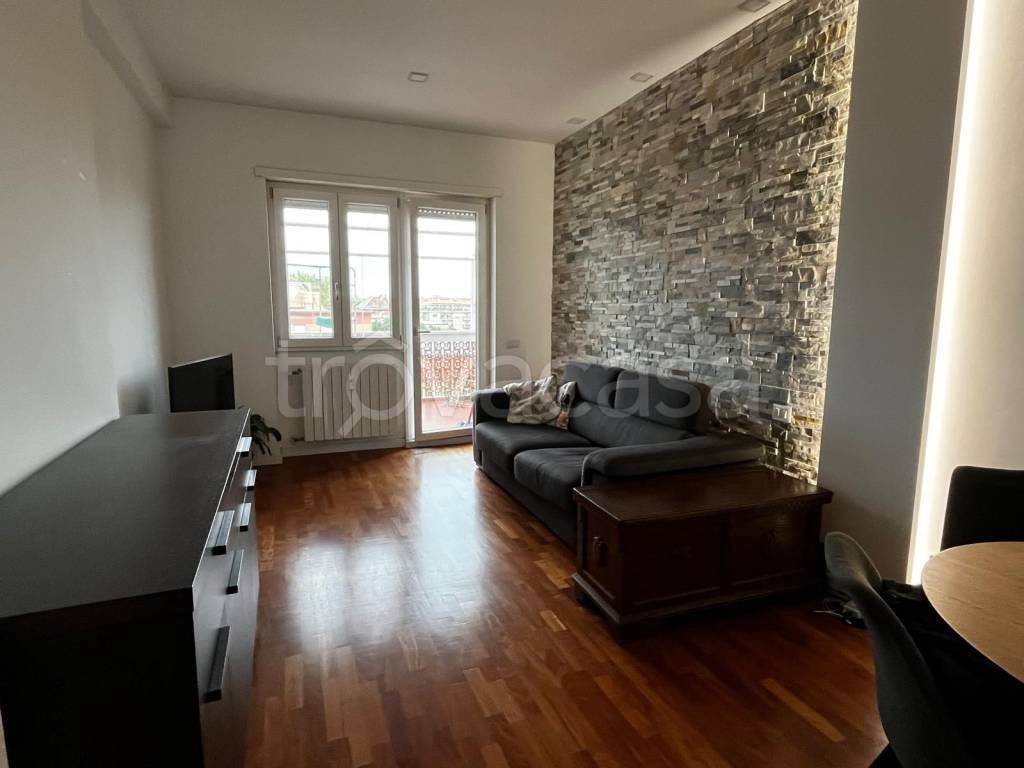 appartamento in affitto a Roma in zona EUR
