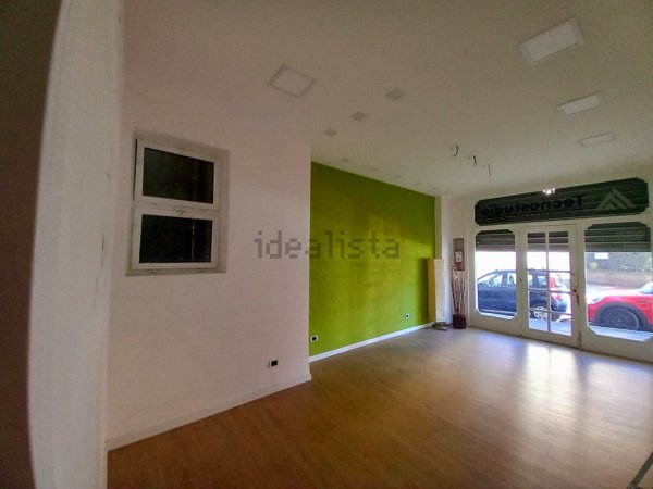 negozio in affitto a Roma in zona Monte Sacro/Talenti