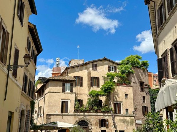 ufficio in affitto a Roma in zona Rione Monti/Campitelli