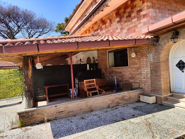 casa indipendente in affitto a Roma in zona Infernetto