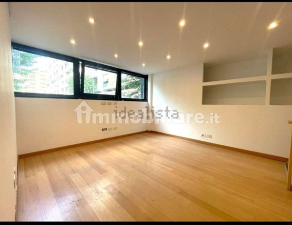 locale commerciale in affitto a Roma in zona Prenestino-Labicano