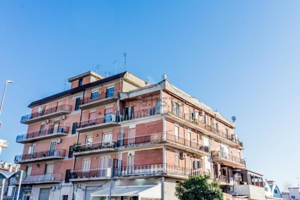 ufficio in affitto a Roma in zona Romanina