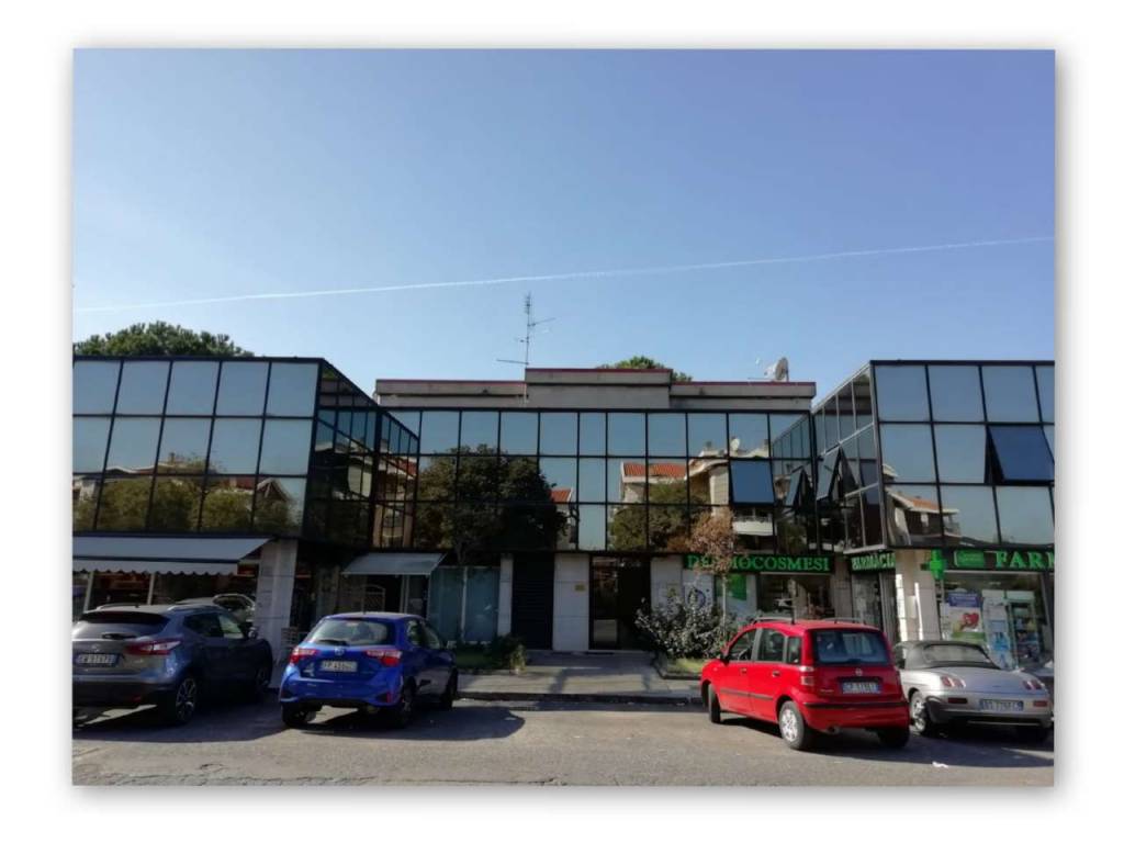 ufficio in affitto a Roma in zona Romanina