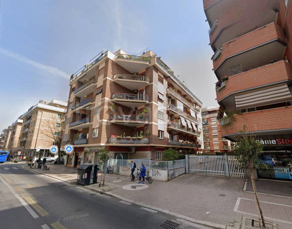 ufficio in affitto a Roma in zona Ostia