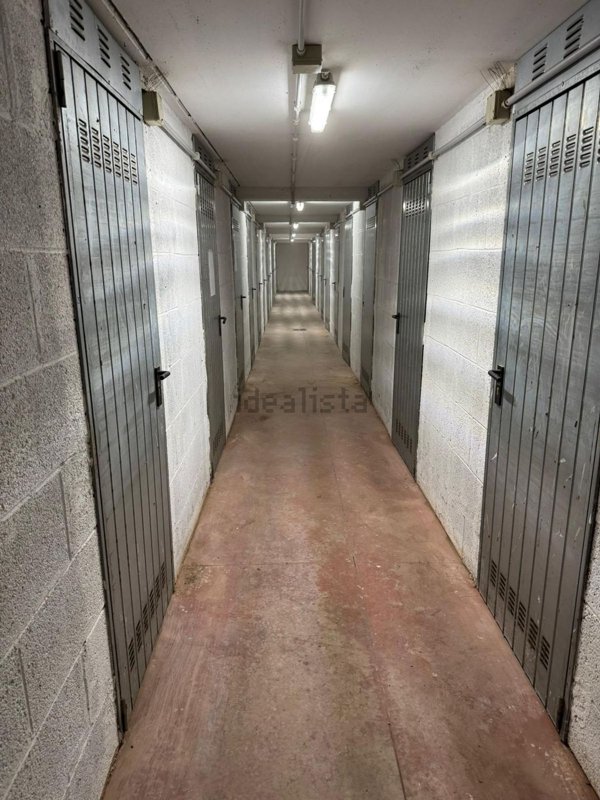 locale di sgombero in affitto a Roma in zona Casal Morena