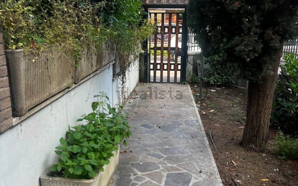 appartamento in affitto a Roma in zona Torre Angela