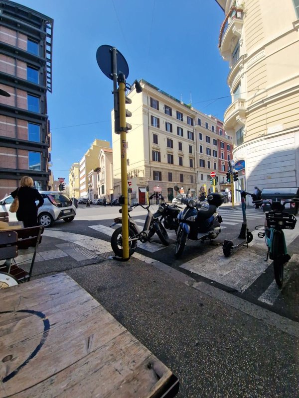 negozio in affitto a Roma in zona Salario