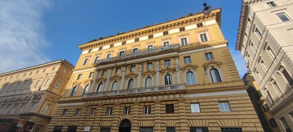 ufficio in affitto a Roma in zona Campo Marzio