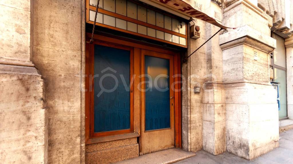 negozio in affitto a Roma in zona Castro Pretorio