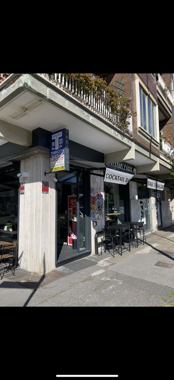 negozio in affitto a Roma in zona Ostia