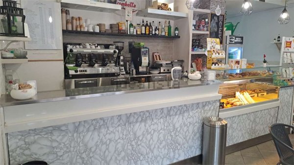 negozio in affitto a Roma