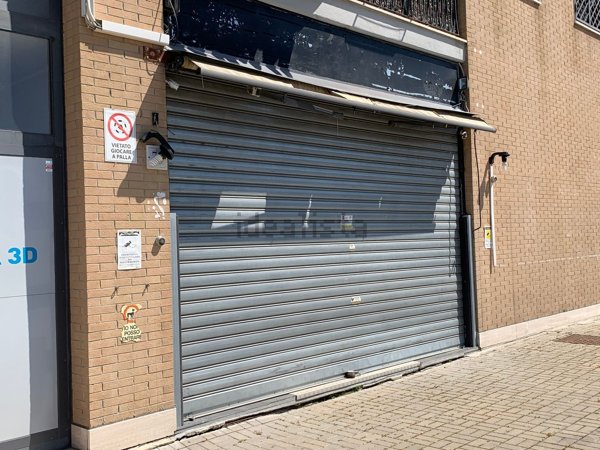 locale commerciale in affitto a Roma in zona Ponte Galeria