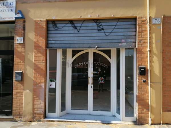 locale commerciale in affitto a Roma in zona Prenestino-Centocelle