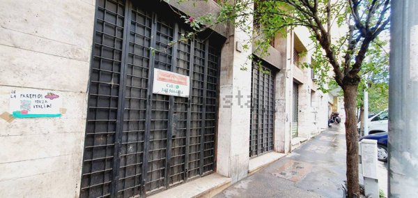 locale commerciale in affitto a Roma in zona Appio Latino