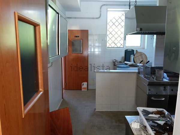 negozio in affitto a Roma in zona Selva Candida