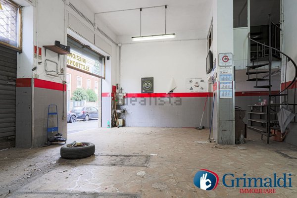 locale di sgombero in affitto a Roma in zona Appio Latino